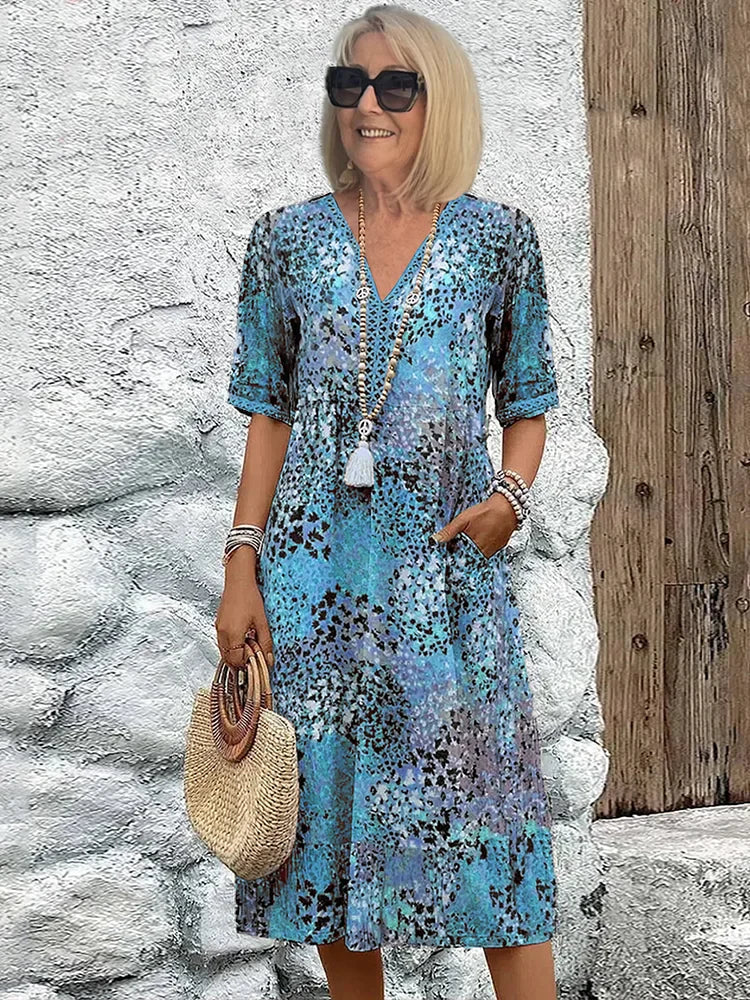 Lina | Lightweight V-Neckline Dress
