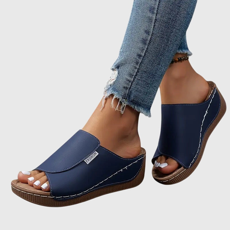 Bríd Comfort Glide Sandals