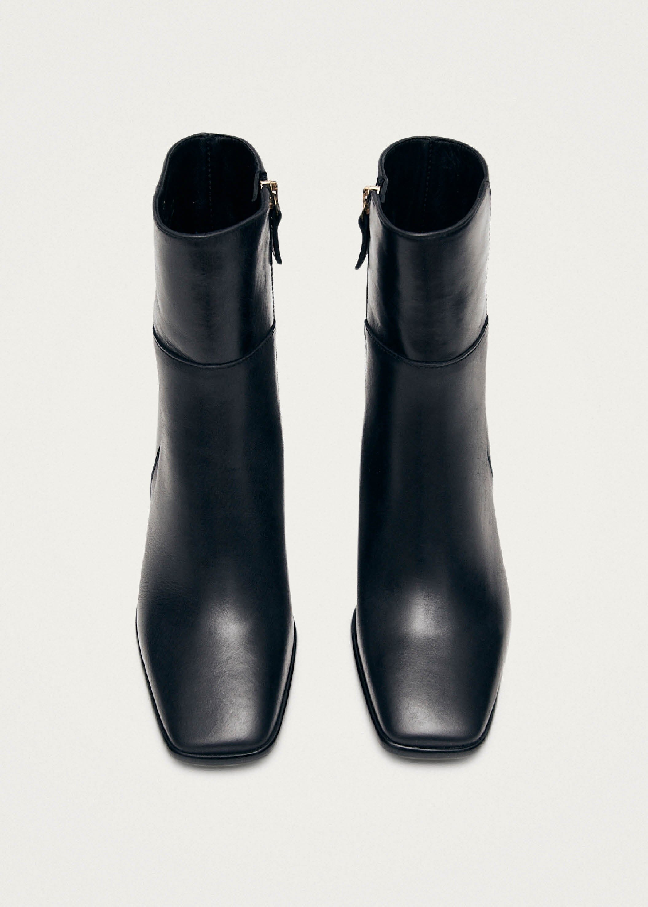 West Vintage Total Black Leather Ankle Boots